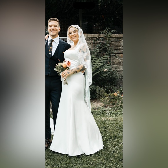 Jenny yoo Jana wedding gown. Size 12 - Picture 1 of 16